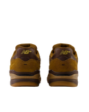 NB Numeric Andrew Reynolds 933 Shoes in Wheat & Gum