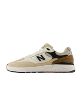 NB Numeric Andrew Reynolds 933 Shoes in Quicksand & Sea Salt