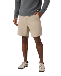 Benton Walkshorts in Limestone