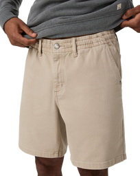 Benton Walkshorts in Limestone