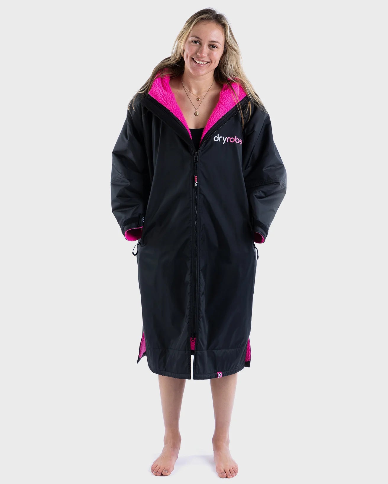 The Dryrobe Advance Long Sleeved in Black | Anns Cottage – Ann's Cottage
