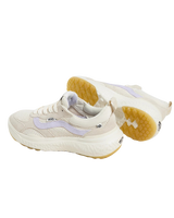 MTE Ultrarange Neo VR3 Shoes in White & Purple