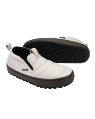 The Vans Mens MTE Snow Lodge Slippers in Oatmeal & Gum