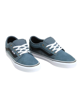 Skate Chukka Low Sidestripe Shoes in Black & Slate Blue