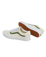 Old Skool Shoes in Pop Green