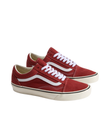 The Vans Mens Old Skool Shoes in Poppy Ember Red
