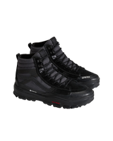 MTE SK8-Hi Gore-Tex Insulated Shoes in Black & Black