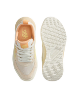 Ultrarange Neo 2.0 Shoes in Creme Brulee & Yellow