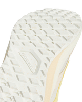 Ultrarange Neo 2.0 Shoes in Creme Brulee & Yellow