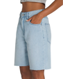Sirelle Cut-Off Shorts in Light Stonewash