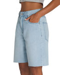 Sirelle Cut-Off Shorts in Light Stonewash