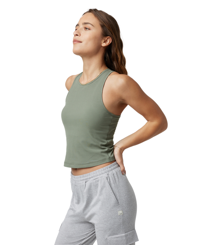 The Vuori Womens Pose Plyo Vest in Pistachio