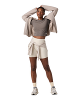 The Vuori Womens Pose Fitted T-Shirt in Smokey Taupe