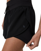 The Vuori Womens Daily Speed Shorts in Black