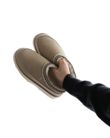 The Emu Womens Sharky Adventure Scuff Slippers in Sand