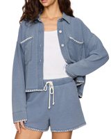 The Z Supply Womens Hunter Whipstitch Knit Denim Shorts in Santorini Indigo